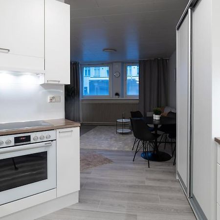 Cozy Roomy Studio Flat Next To Tram Stop @ Kallio Helsinki Esterno foto